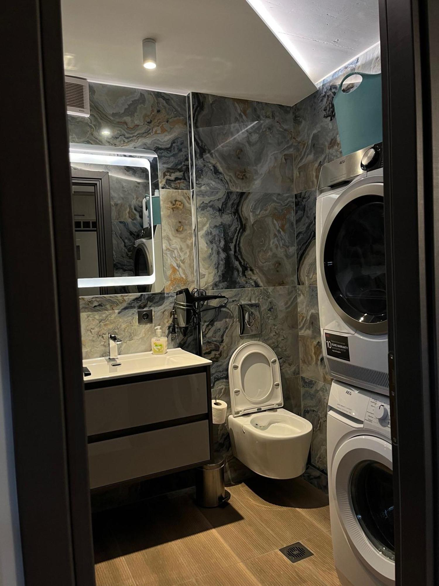 Sea View Apartment パトラ エクステリア 写真